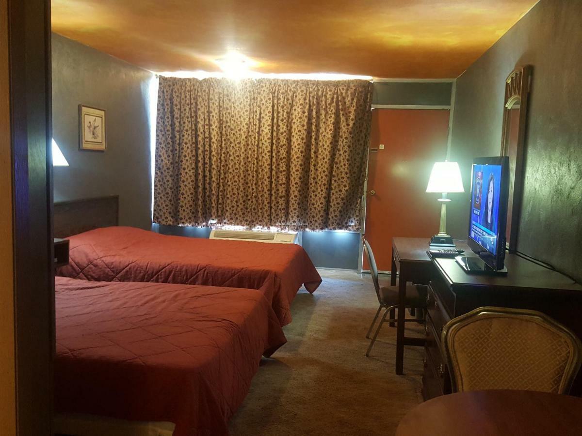 Mound Haven Motel Brookville Buitenkant foto